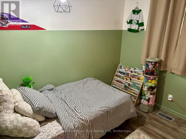 780