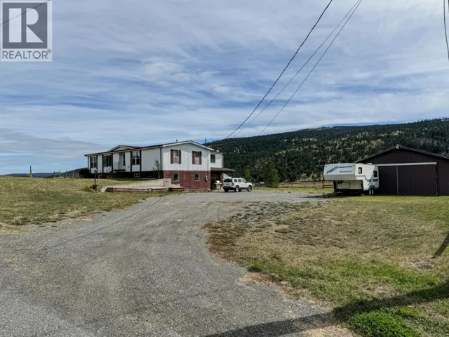 7520 WEST SUBDIVISION Road, Clinton, British Columbia V0K1K0