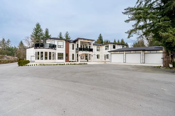24095 65 AVENUE, Langley, British Columbia V2Y2H1