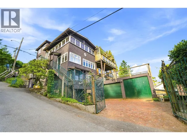 3396 MARINE DRIVE, West Vancouver, British Columbia V7V1M9