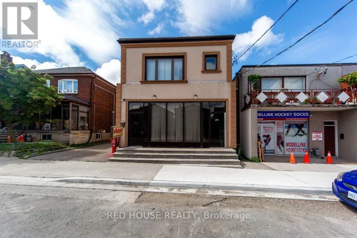 658 VAUGHAN ROAD, Toronto (Oakwood Village), Ontario M6E2Y5