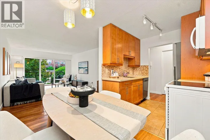 208 3787 W 4TH AVENUE, Vancouver, British Columbia V6R1P4