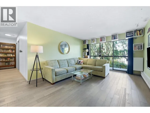 201 1622 FRANCES STREET, Vancouver, British Columbia V5L1Z4
