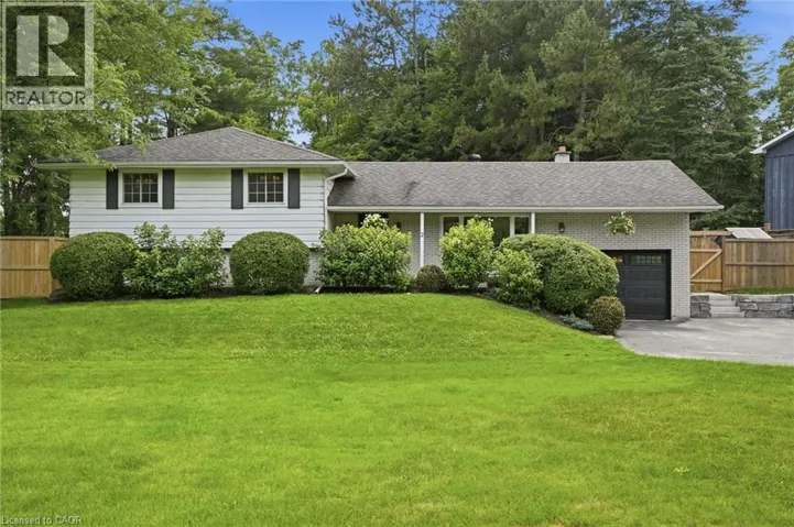 2 JAMESON Drive, Flamborough, Ontario L9H5A2
