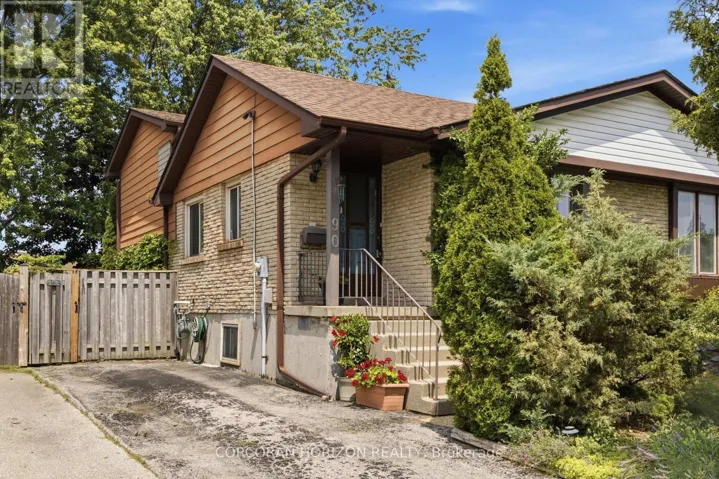 90 HALIFAX DRIVE, Kitchener, Ontario N2B3K7