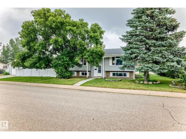 1169 72 ST NW, Edmonton, Alberta T6K3L7