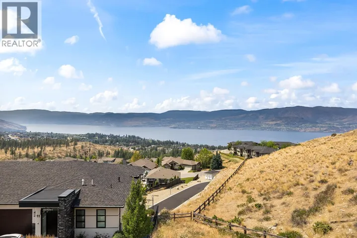 796 Kuipers Crescent Unit# 16, Kelowna, British Columbia V1W0C2