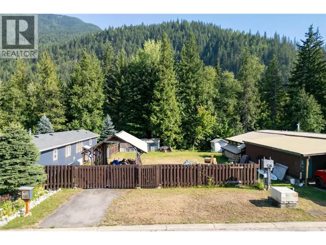 98 Johnson Way, Revelstoke, British Columbia V0E2S0