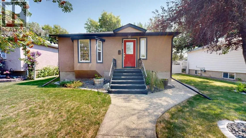 1129 20 Street S, Lethbridge, Alberta T1K2E1