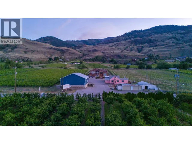 4564 Highway 97, Oliver, British Columbia V0H1T0