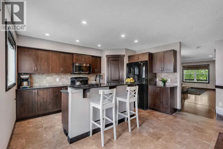 91 Panora Square NW, Calgary, Alberta T3K0R3