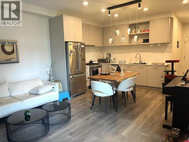 301 721 ANSKAR COURT, Coquitlam, British Columbia V3H0L4