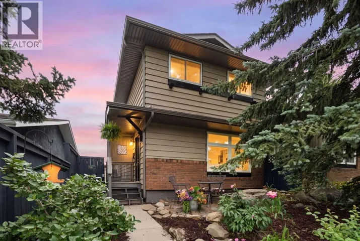 8424 Berkley Road NW, Calgary, Alberta T3K1B4