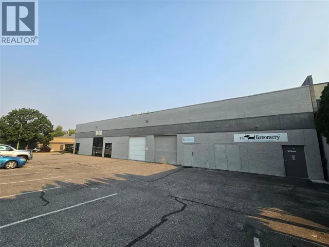 2300 Hunter Road, Kelowna, British Columbia V1X6C1