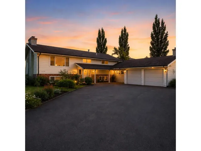 32041 DEBREEN CRESCENT, Abbotsford, British Columbia V2T1H1