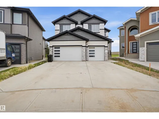 304 33 AV NW, Edmonton, Alberta T6T2V8