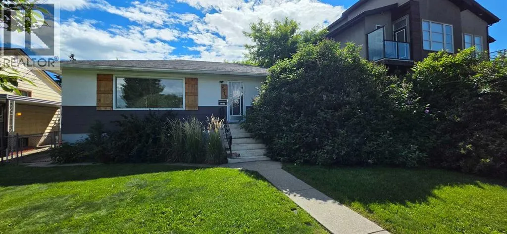 2515 Cochrane Road NW, Calgary, Alberta T2M4H8