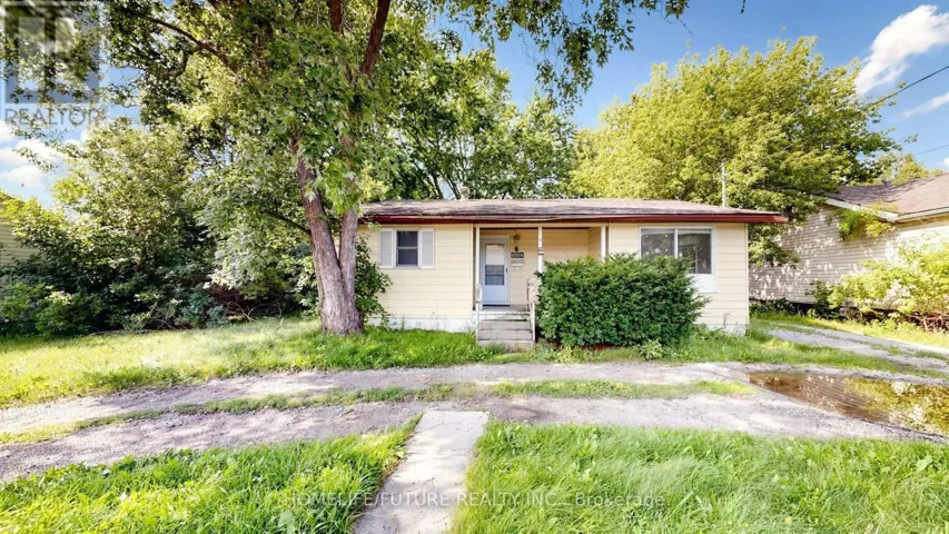 804 DUNDAS STREET W, Whitby (Lynde Creek), Ontario L1N2N5