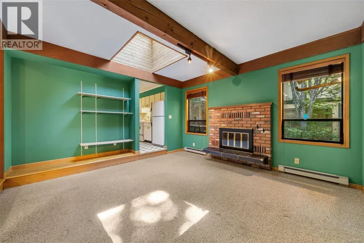 4489 Cottontree Lane, Saanich, British Columbia V8X4H7