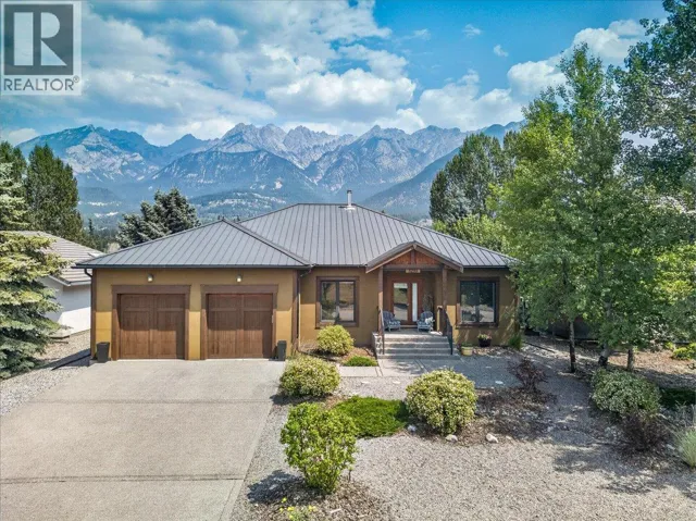 5210 Riverside Drive, Fairmont Hot Springs, British Columbia V0B1L1