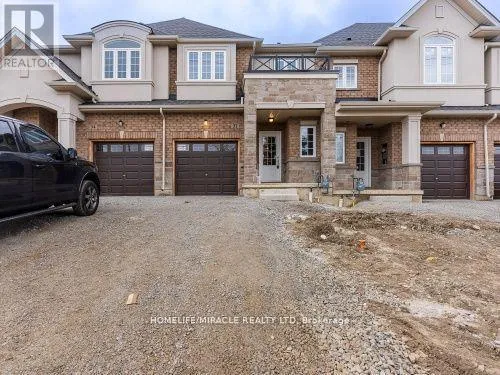 32 VICKERS ROAD, Hamilton (Hill Park), Ontario L9A1Y1