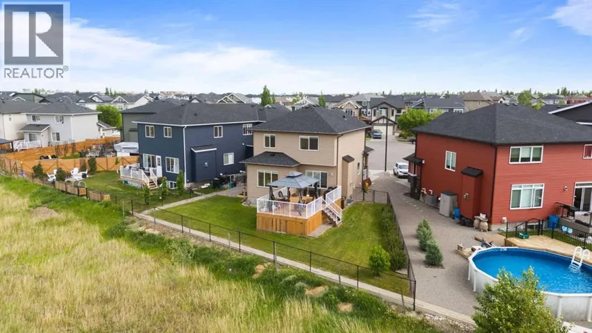 718 Hampshire Cove NE, High River, Alberta T1V0E6