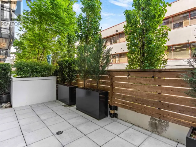 104 3018 ST. GEORGE STREET, Port Moody, British Columbia V3H0L4