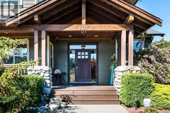 601 Sentinel Dr, Mill Bay, British Columbia V0R2P4