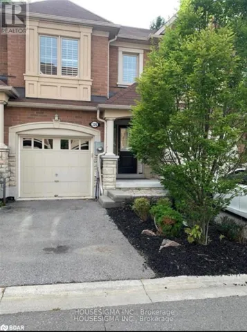 326 DOAK LANE, Newmarket (Gorham-College Manor), Ontario L3Y0A7