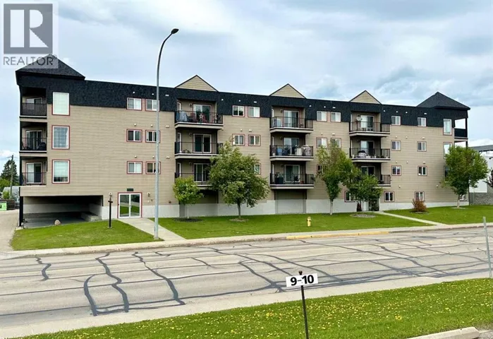 305, 4502 52 Avenue, Whitecourt, Alberta T7S0C7