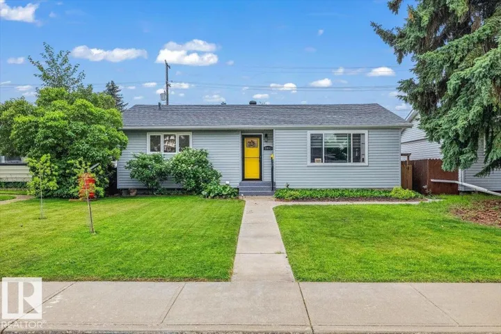 5903 102 AV NW NW, Edmonton, Alberta T6A0N3