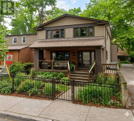 372 VICTORIA PARK AVENUE, Toronto (The Beaches), Ontario M4E3S8