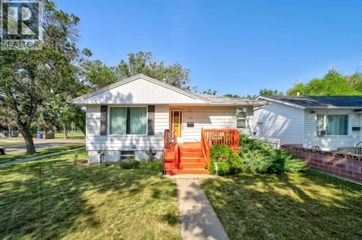 1138 12B Street S, Lethbridge, Alberta T1K1S2