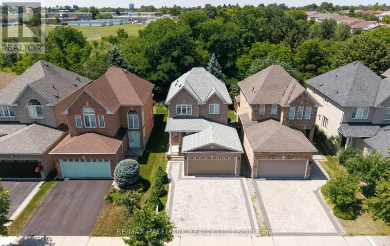 17 RUSHINGBROOK DRIVE, Richmond Hill (Rouge Woods), Ontario L4S1W6