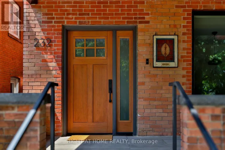 232 WILLARD AVENUE, Toronto (High Park-Swansea), Ontario M6S3P8