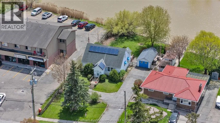 204 Margaret AVENUE, Wallaceburg, Ontario N8A2A1