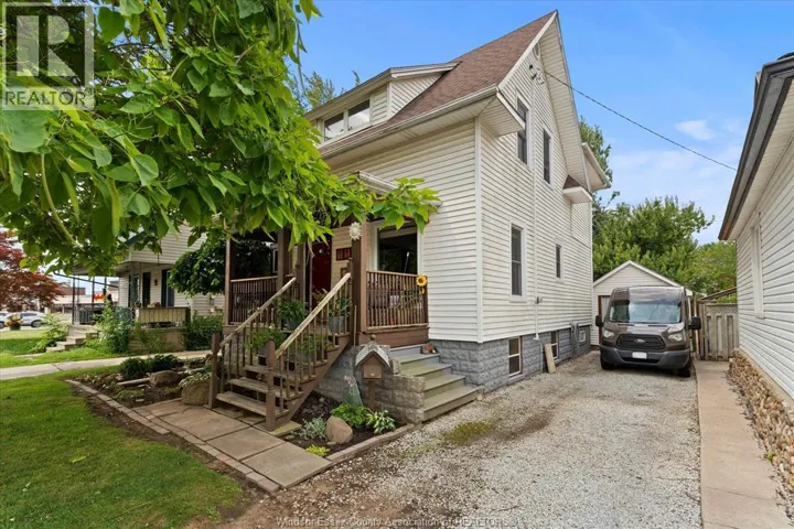 11 VICTORIA AVENUE North, Leamington, Ontario N8H2V4