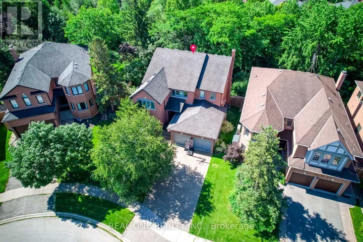 395 MARCH CRESCENT, Oakville (RO River Oaks), Ontario L6H5X7