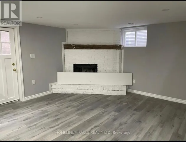 LOWER - 23 JAY COURT, Kitchener, Ontario N2E1P7