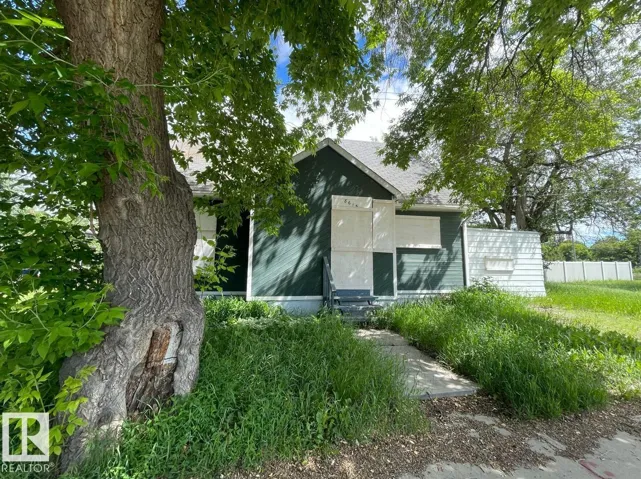 8615 106 ST NW, Edmonton, Alberta T6H1K5