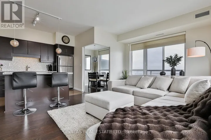 2110 - 30 HERONS HILL WAY, Toronto (Henry Farm), Ontario M2J0A7