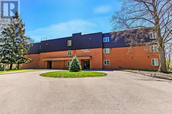 11 - 125 ELM STREET, St. Thomas, Ontario N5R1H9