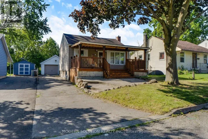 31 ELM STREET, Ajax (Central), Ontario L1S1W5