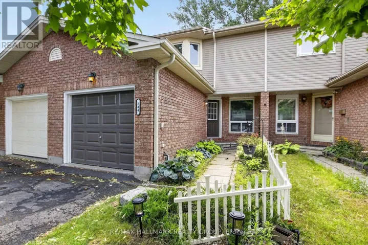 244 HUNTERSFIELD DRIVE, Ottawa, Ontario K1T3M5