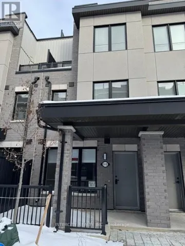 15 - 11 BAYNES WAY, Bradford West Gwillimbury (Bradford), Ontario L3Z4M5