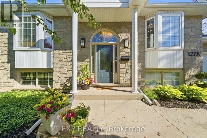 127A LAKESHORE ROAD, St. Catharines (Lakeshore), Ontario L2N2T8