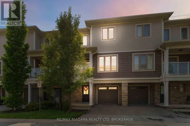 47 SCARLETT COMMON, St. Catharines (Secord Woods), Ontario L2P0C4