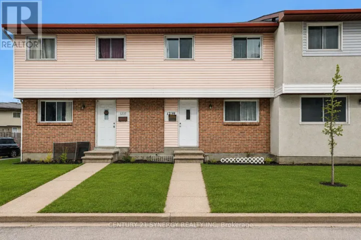 73 - 1239 BOWMOUNT STREET, Ottawa, Ontario K1J8T4