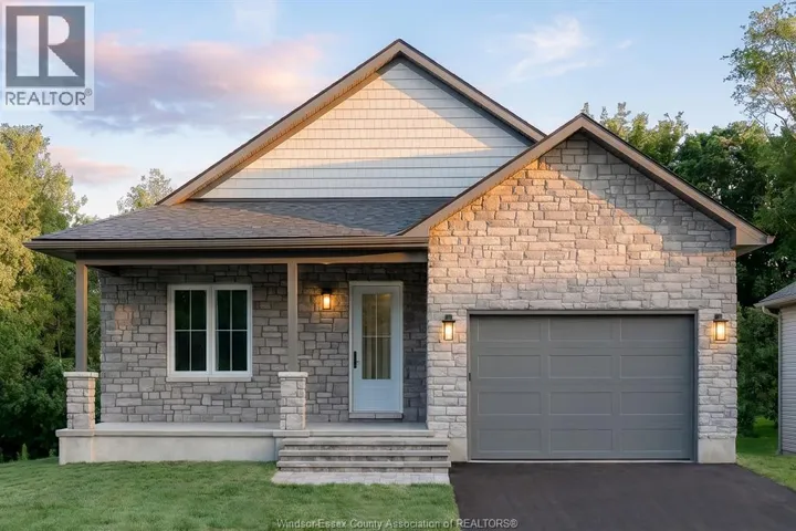 82 RABB STREET, Smiths Falls, Ontario None