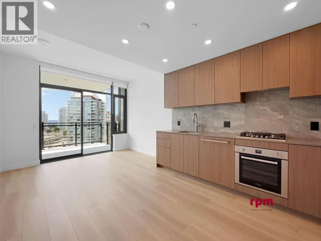 21xx 626 CLAREMONT STREET, Coquitlam, British Columbia V3J0T1